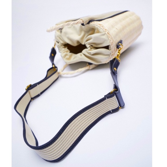 Zara Natural Woven Bag - Picture 5 of 10